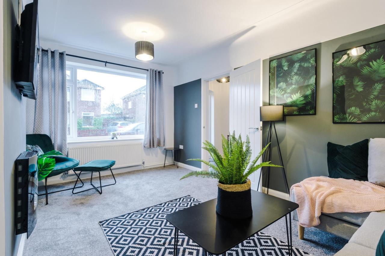 Welcoming 3 Bed Home, 10 Mins From Chester Races And Zoo Saughall Eksteriør bilde